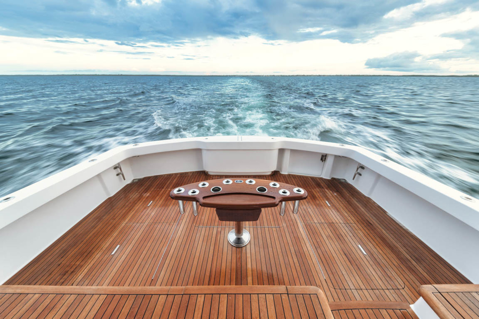 Viking-Convertible 2009-MOLLIE K Key Largo-Florida-United States-Cockpit-1487429 | Thumbnail