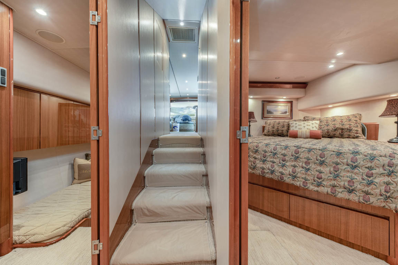 Viking-Convertible 2009-MOLLIE K Key Largo-Florida-United States-Companionway-1487398 | Thumbnail
