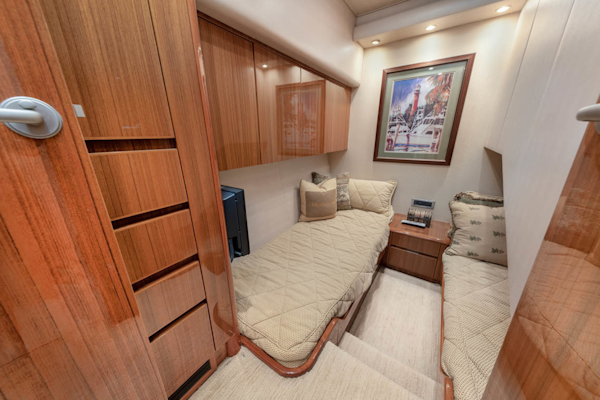 Viking-Convertible 2009-MOLLIE K Key Largo-Florida-United States-Starboard Stateroom  Side By Side Single Bunks-1487402