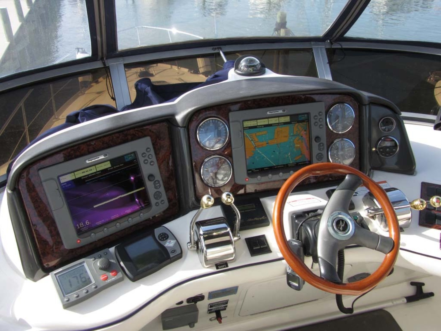 Sea Ray-44 Sedan Bridge 2006-Page Two St Petersburg-Florida-United States-Flybridge Helm-1490139 | Thumbnail