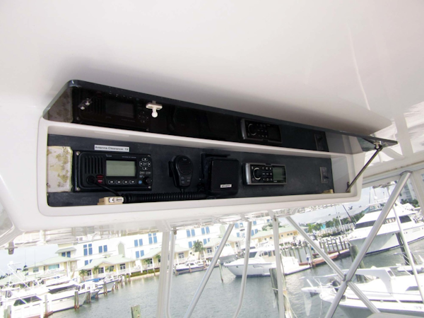 Viking-Flybridge Convertible 2001-VALHALLA Tierra Verde-Florida-United States-Overhead Electronics-1492734