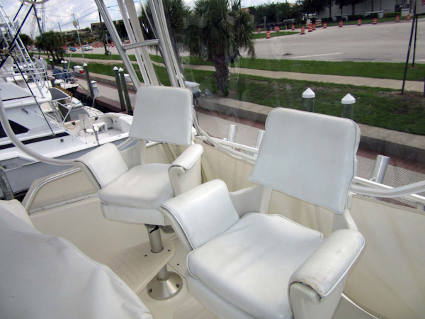 Viking-Flybridge Convertible 2001-VALHALLA Tierra Verde-Florida-United States-Helm And Companion Chairs-1492735