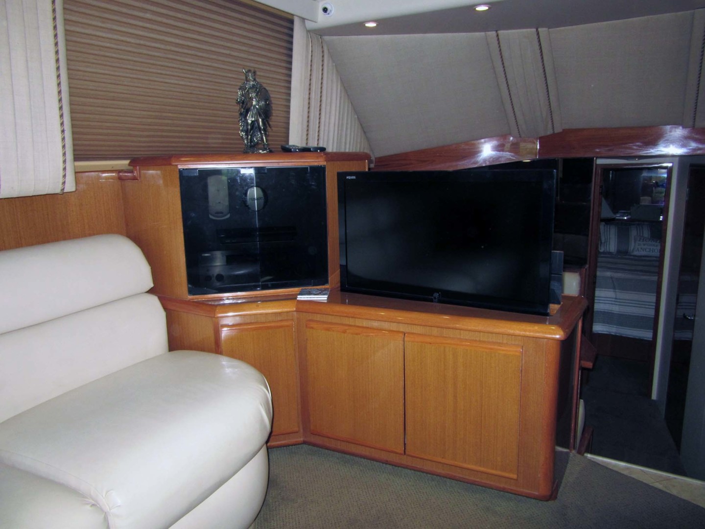 Viking-Flybridge Convertible 2001-VALHALLA Tierra Verde-Florida-United States-Pop-Up TV-1492722 | Thumbnail