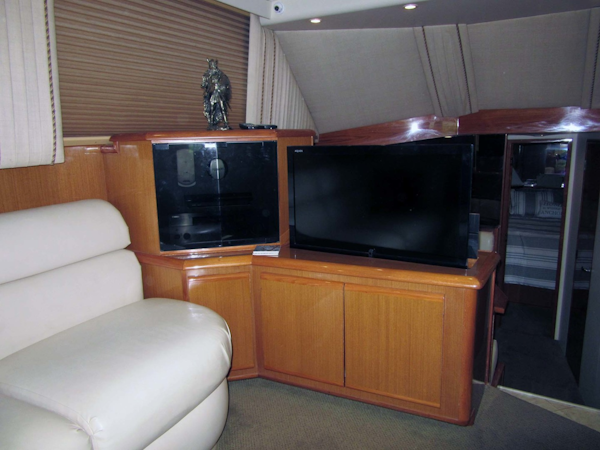 Viking-Flybridge Convertible 2001-VALHALLA Tierra Verde-Florida-United States-Pop-Up TV-1492722
