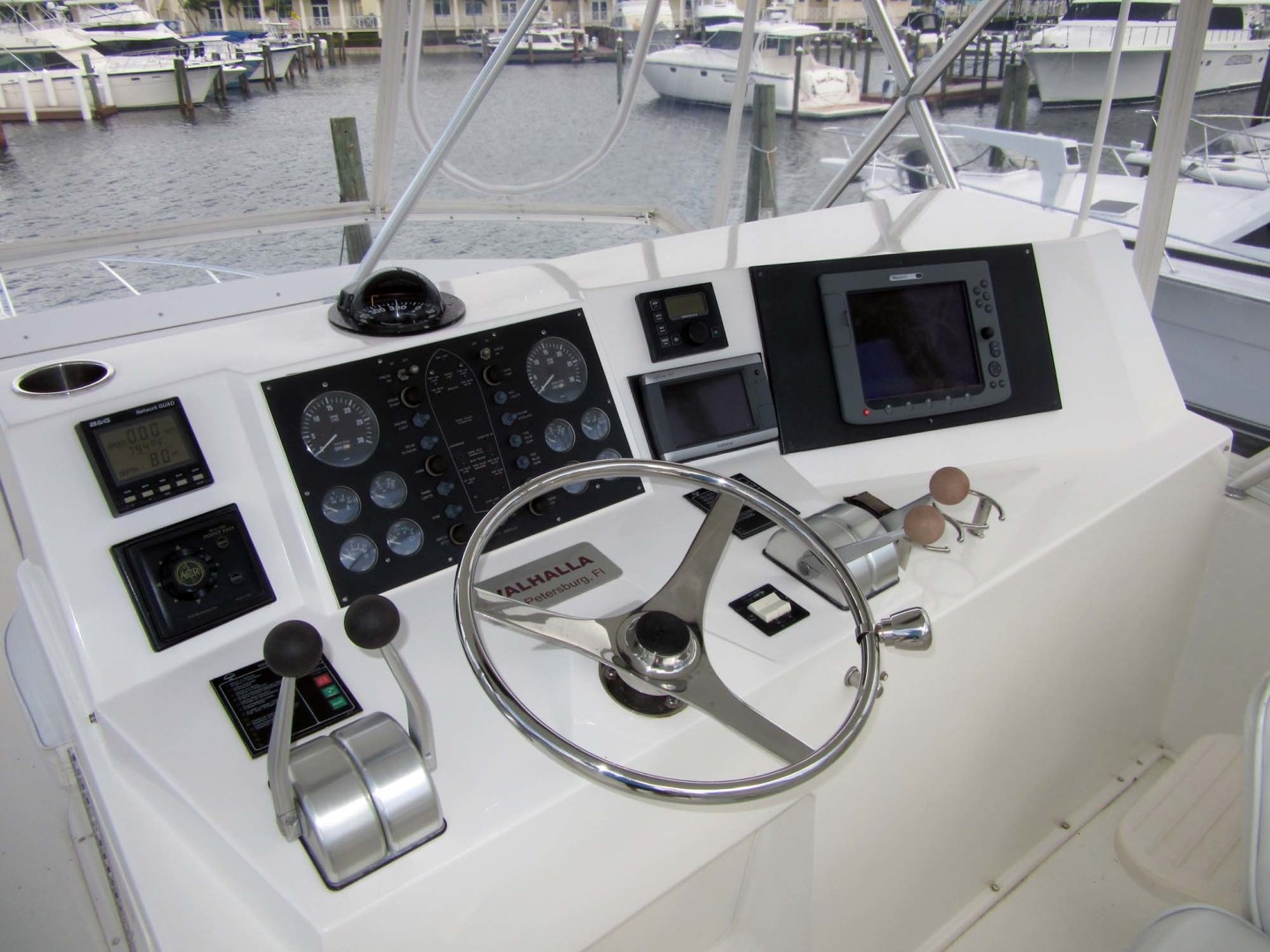 Viking-Flybridge Convertible 2001-VALHALLA Tierra Verde-Florida-United States-Flybridge Helm-1492732 | Thumbnail