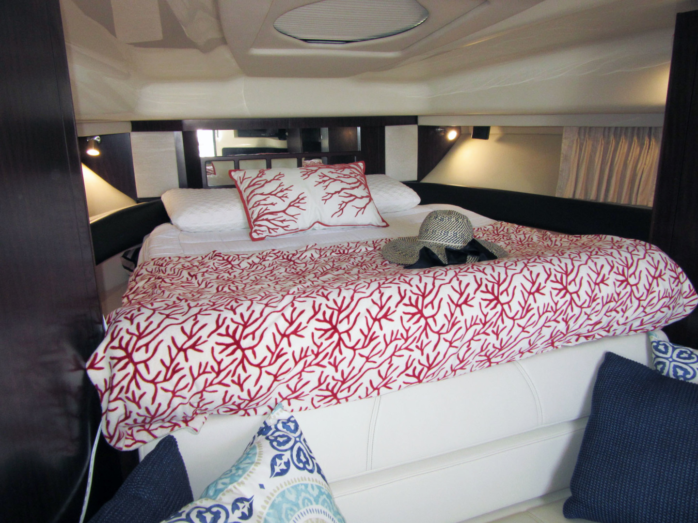 Monterey-355 Sport Yacht 2014-Sunset Serenity St. Petersburg-Florida-United States-Forward Queen Seat Up-1498592 | Thumbnail
