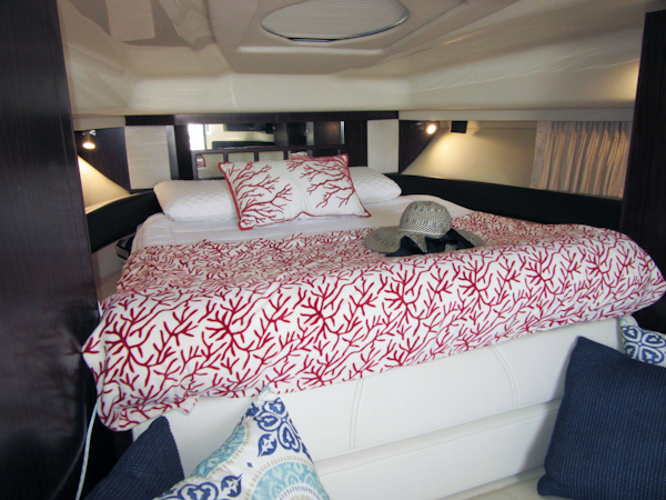 Monterey-355 Sport Yacht 2014-Sunset Serenity St. Petersburg-Florida-United States-Forward Queen Seat Up-1498592