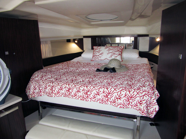 Monterey-355 Sport Yacht 2014-Sunset Serenity St. Petersburg-Florida-United States-Forward Queen Extended-1498591