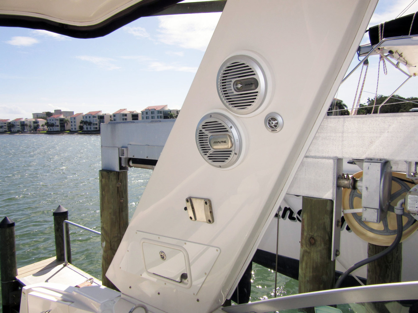 Monterey-355 Sport Yacht 2014-Sunset Serenity St. Petersburg-Florida-United States-Cockpit Speakers And TV Mount-1498604 | Thumbnail