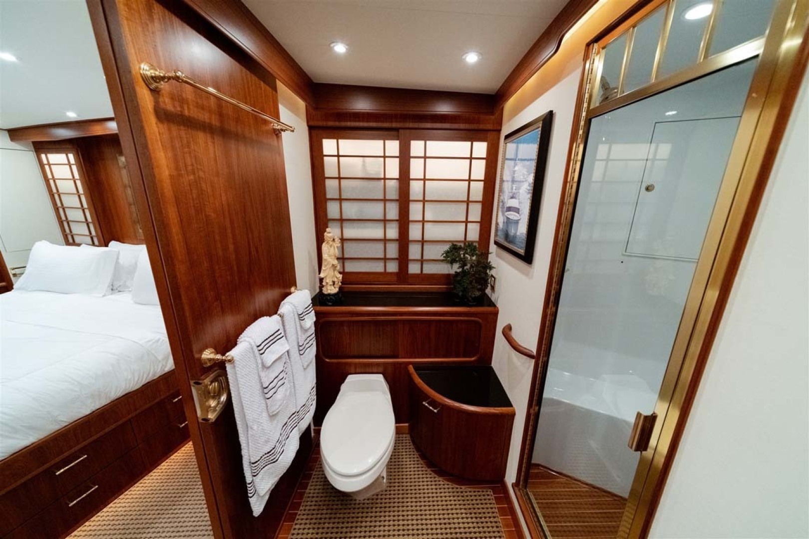 Jim Smith-Convertible Sportfish 2006-Silky Palm Beach-Florida-United States-Large Master Head and Shower-1517005 | Thumbnail