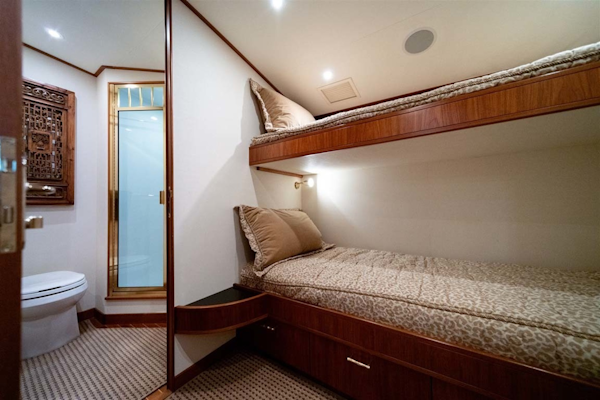 Jim Smith-Convertible Sportfish 2006-Silky Palm Beach-Florida-United States-Oversized Over/Under Berths-1517013