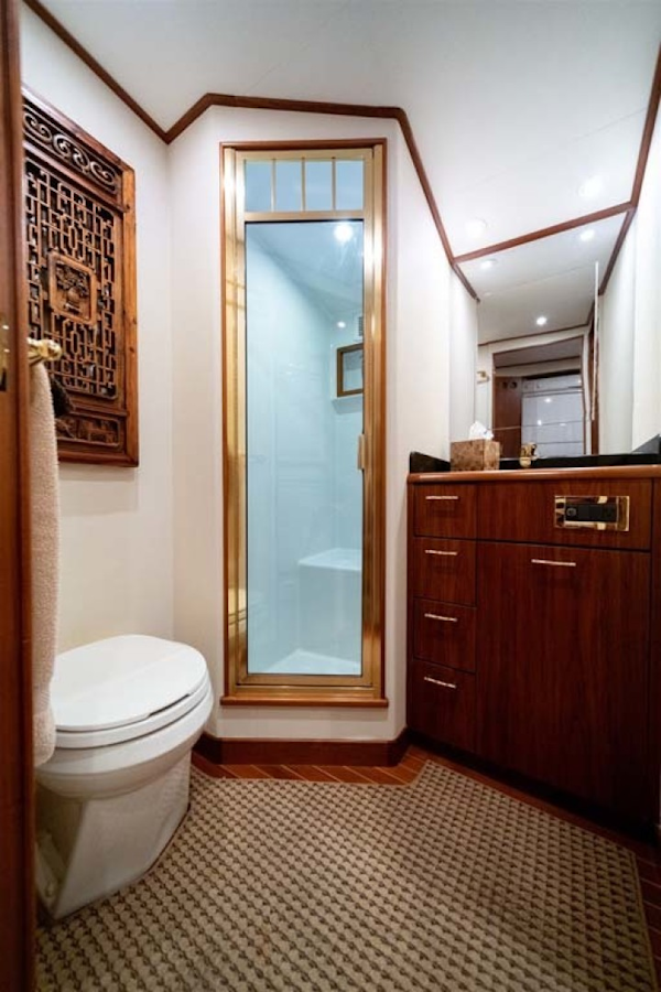 Jim Smith-Convertible Sportfish 2006-Silky Palm Beach-Florida-United States-Private Full Head with Shower-1517014