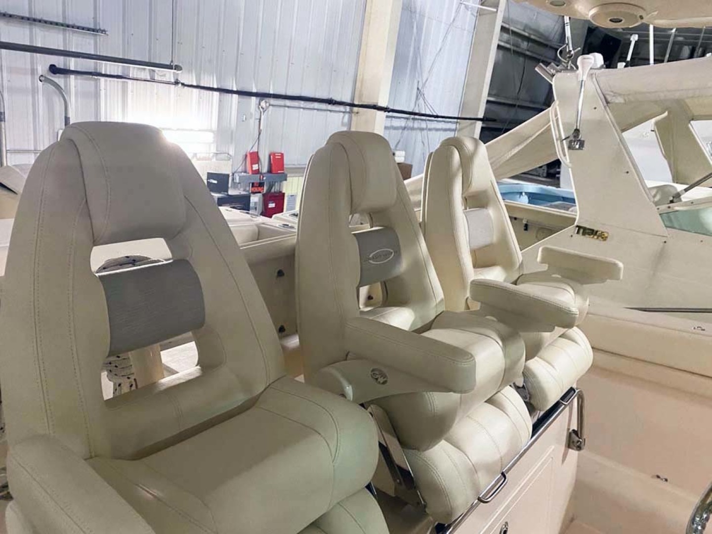 Grady-White-376 Canyon 2016 -Stuart-Florida-United States-Helm Seats-1520882 | Thumbnail