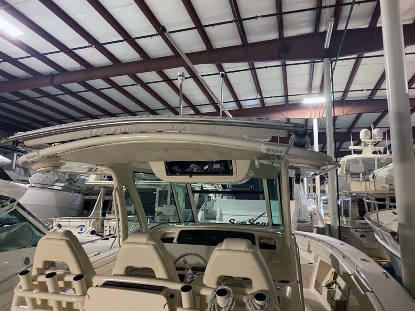 Grady-White-376 Canyon 2016 -Stuart-Florida-United States-Helm-1520880 | Thumbnail