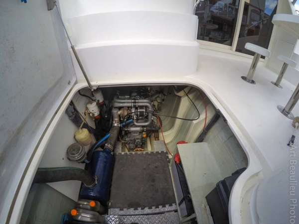 Leopard-37 PC 2008-Even Keel Cocoa Beach-Florida-United States-Clean Engine Compartment-1546930