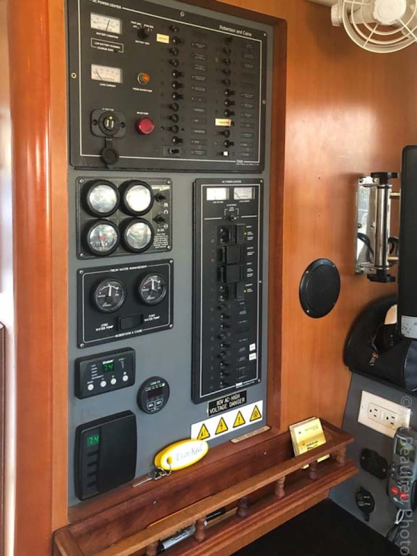 Leopard-37 PC 2008-Even Keel Cocoa Beach-Florida-United States-AC/DC Electrical Panel-1546898