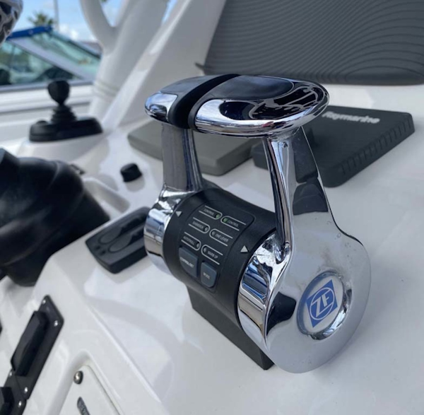 Intrepid-375 CC 2015 -Stuart-Florida-United States Throttles-1558725
