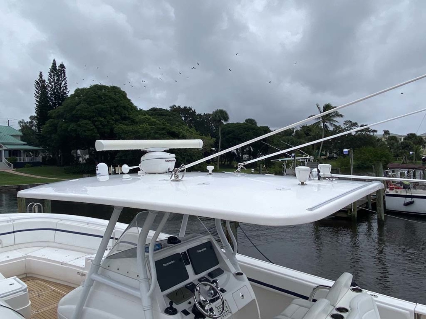 Intrepid-375 CC 2015 -Stuart-Florida-United States Top Of Hardtop-1558720 | Thumbnail