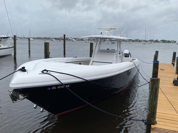 Intrepid-375 CC 2015 -Stuart-Florida-United States-Port Bow From Ahead-1558718