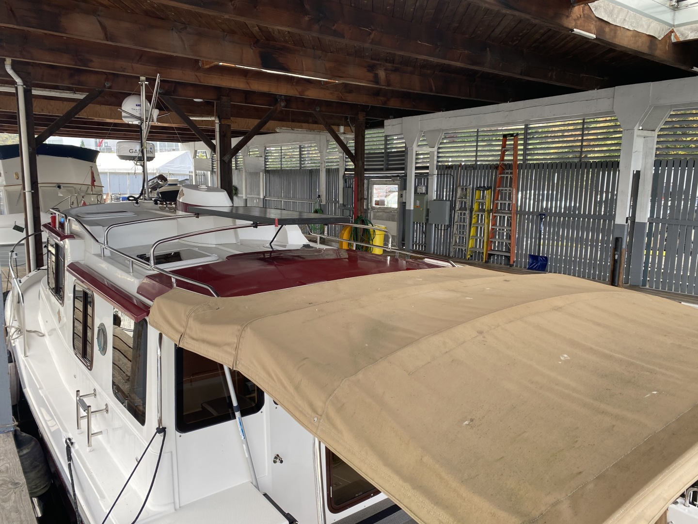 Ranger Tugs-31-S 2014-Aventura Seattle-Washington-United States-Aft Deck Bimini Solar Panel-1562702 | Thumbnail