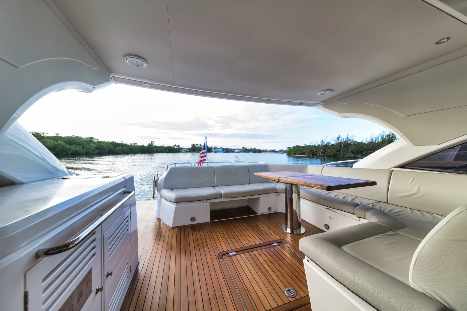 Sunseeker-Predator 2017 -Fort Lauderdale-Florida-United States-1565220 | Thumbnail