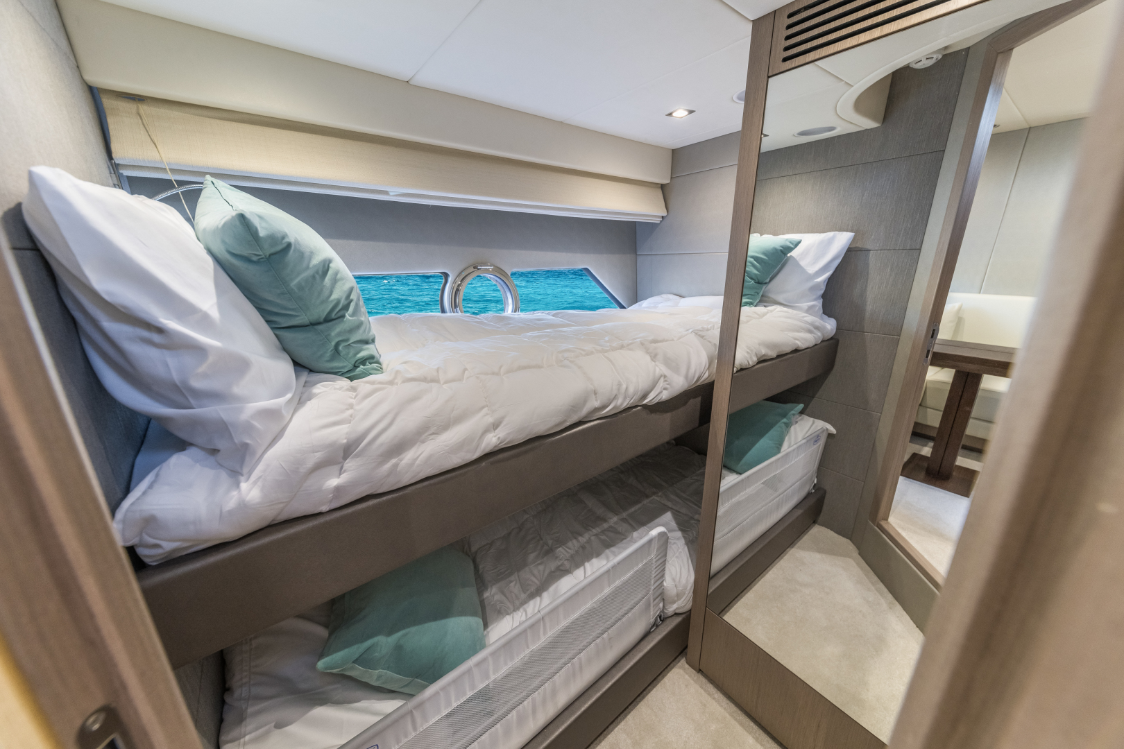 Sunseeker-Predator 2017 -Fort Lauderdale-Florida-United States-1565241 | Thumbnail