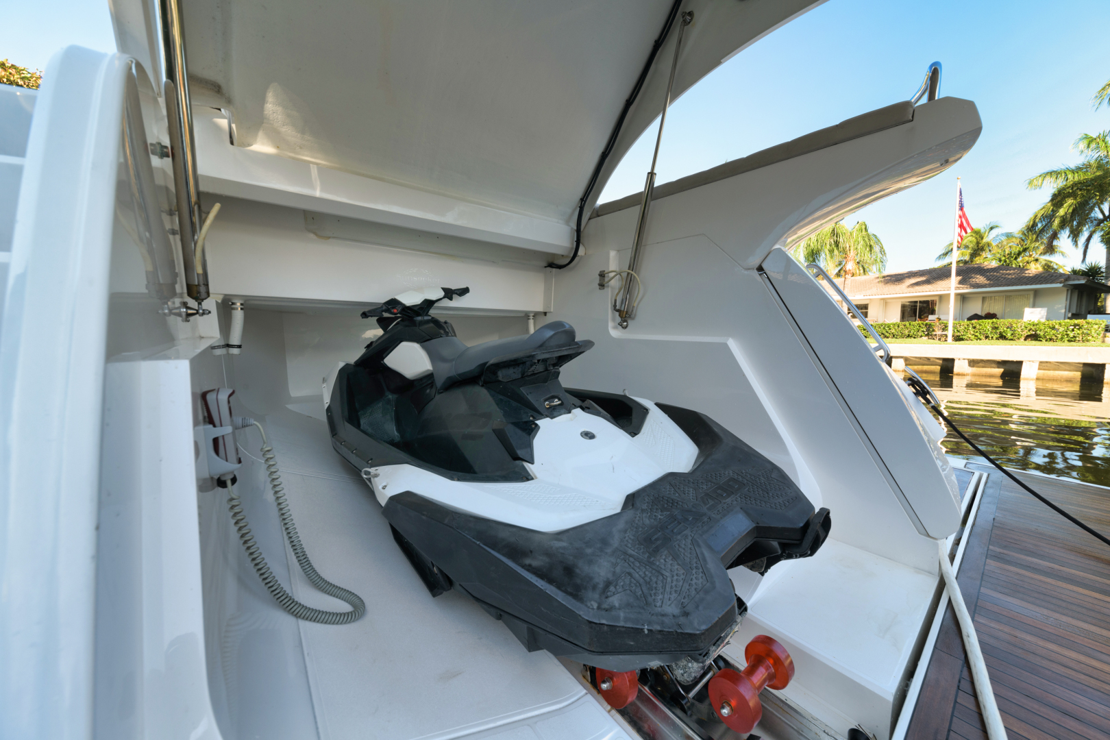 Sunseeker-Predator 2017 -Fort Lauderdale-Florida-United States-1565212 | Thumbnail