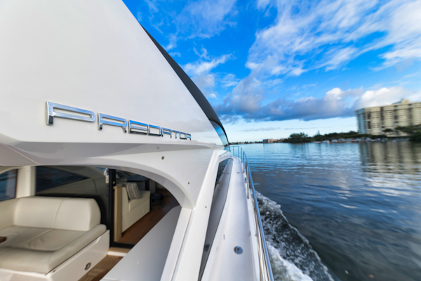 Sunseeker-Predator 2017 -Fort Lauderdale-Florida-United States-1565209