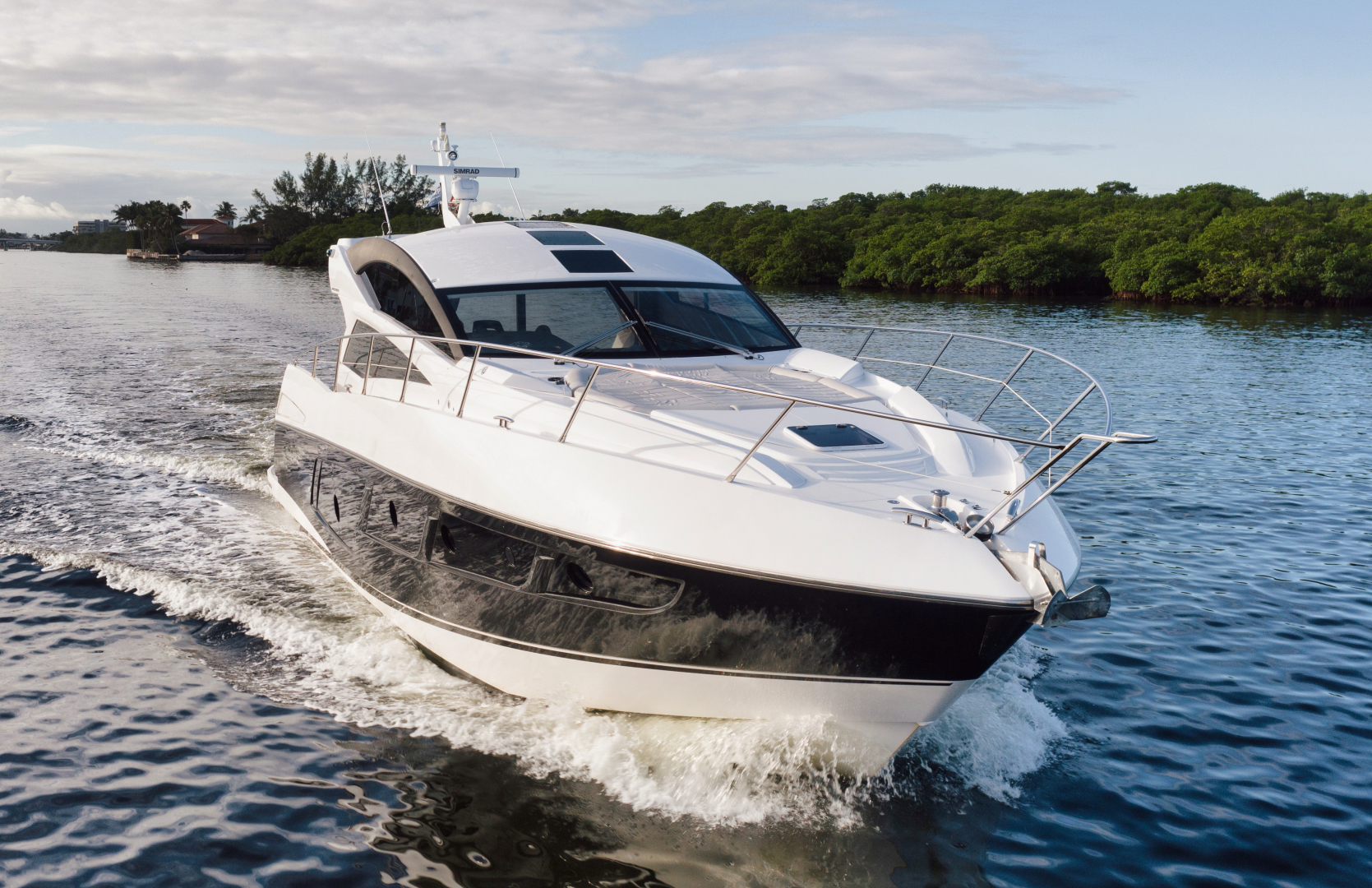 Sunseeker-Predator 2017 -Fort Lauderdale-Florida-United States-1565195 | Thumbnail