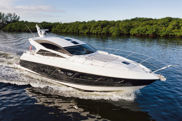 Sunseeker-Predator 2017 -Fort Lauderdale-Florida-United States-1565193