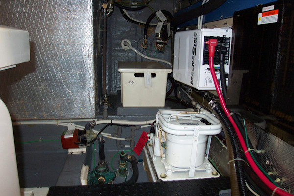 Mariner-Orient Europa 2005-ENTERPRISE Stuart-Florida-United States-Engine Room-1567635