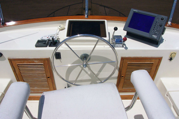 Mariner-Orient Europa 2005-ENTERPRISE Stuart-Florida-United States-Flybridge Helm Furuno Nav-1567622