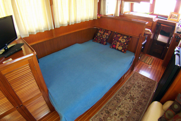 Mariner-Orient Europa 2005-ENTERPRISE Stuart-Florida-United States-Settee Conv to Double Bed-1567614