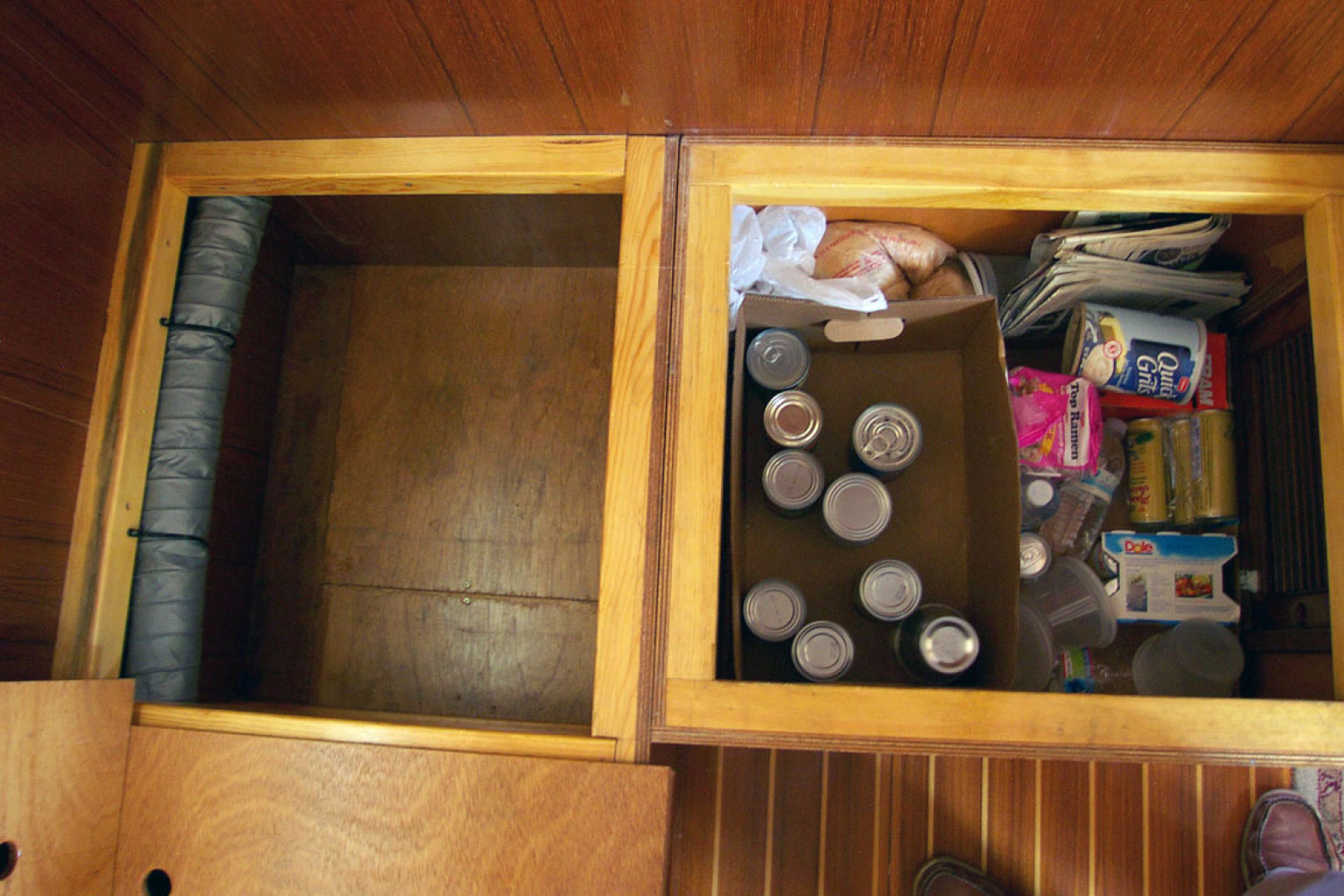 Mariner-Orient Europa 2005-ENTERPRISE Stuart-Florida-United States-Storage Under Settee-1567613 | Thumbnail