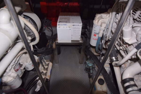 Sea Ray-460 Sundancer 2002-The Payoff Key Biscayne-Florida-United States-Engine Room View to Aft-1569345