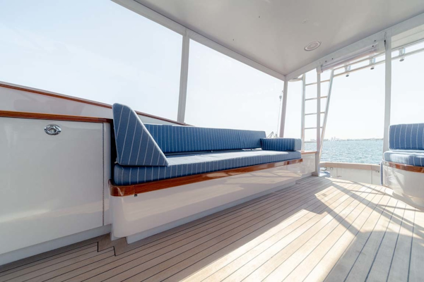 Jim Smith-Walkaround Express 2018-Eurybia North Palm Beach-Florida-United States-Teak Floor Throughout-1573738