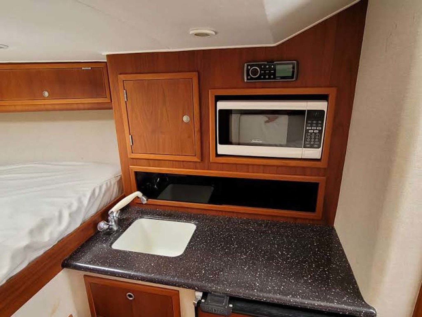 Scopinich-Express 2010-Adams Folly Stuart-Florida-United States-Galley, Deep Sink-1585085 | Thumbnail