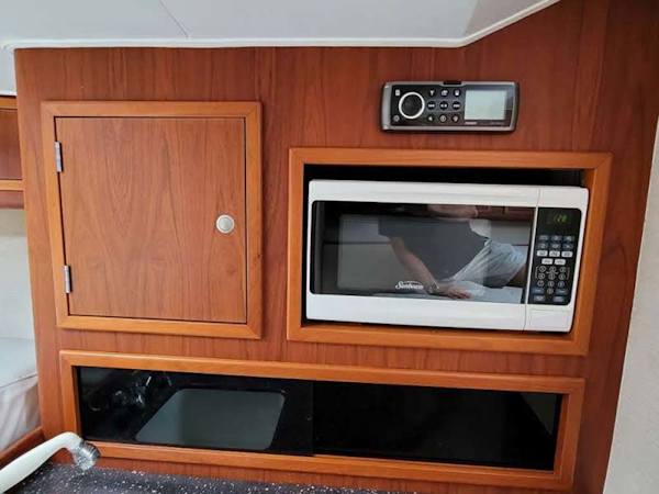 Scopinich-Express 2010-Adams Folly Stuart-Florida-United States-Galley, Sunbeam Microwave anf Fusion Stereo-1585086