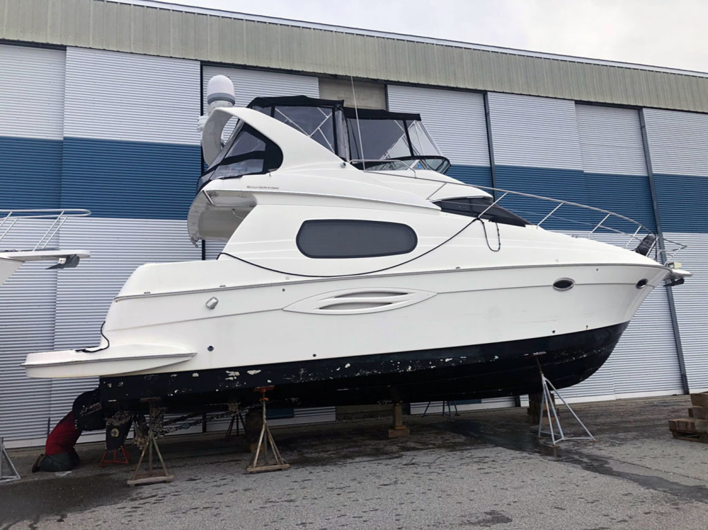 Silverton-410 Sport Bridge 2005-C FiVE North Kingstown-Rhode Island-United States-Winter Storage-1585503 | Thumbnail