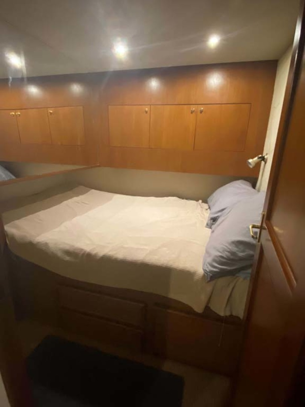 Ocean Yachts-Super Sport 1998-MJs Cape May-New Jersey-United States-Guest Berth-1593574