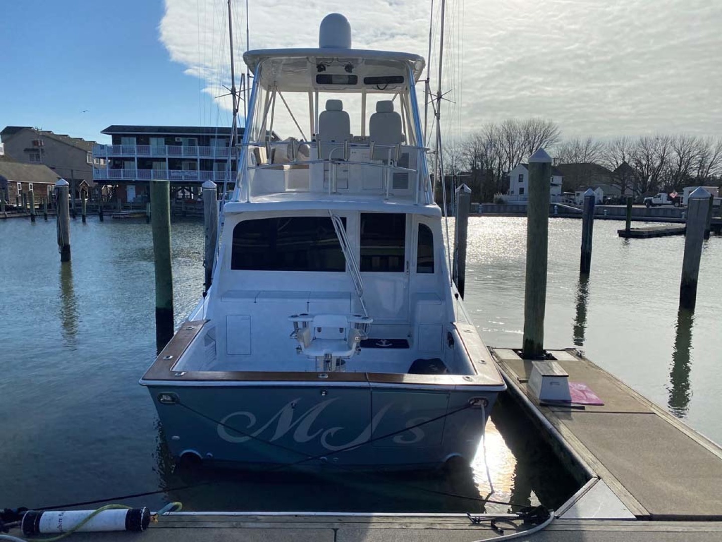 Ocean Yachts-Super Sport 1998-MJs Cape May-New Jersey-United States-Stern View-1586521 | Thumbnail