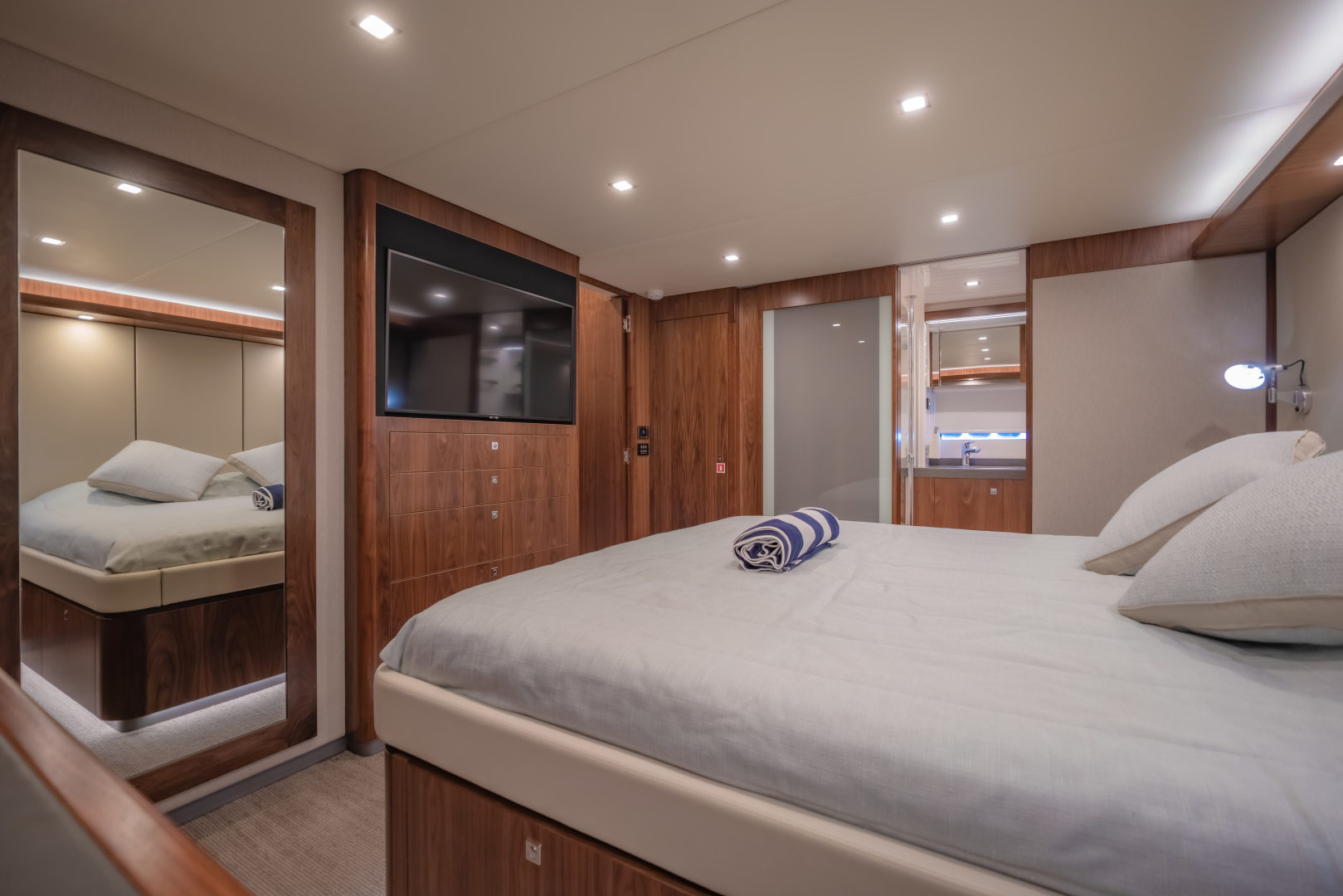 Riviera-68 Sport Motor Yacht 2019-Fat Boy Phuket-Thailand-3090870 | Thumbnail