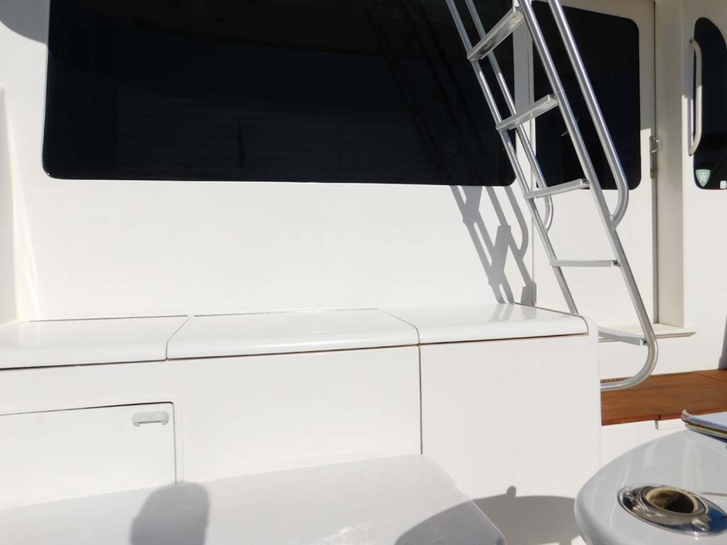 Ocean Yachts-Super Sport 2005-Missin The Buck Daytona Beach-Florida-United States-Cockpit Bait And Prep Center With Fresh Water Spray-1599553 | Thumbnail