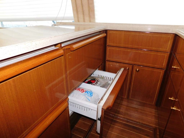 Ocean Yachts-Super Sport 2005-Missin The Buck Daytona Beach-Florida-United States-Four SubZero Refrigerator/Freezer Drawers-1599521