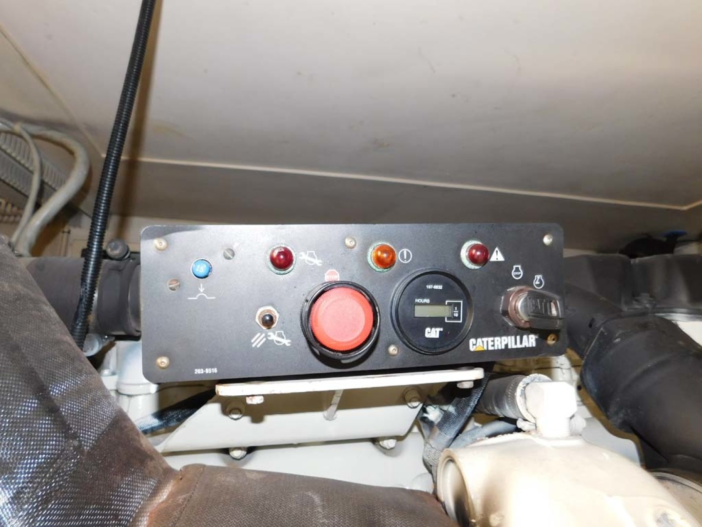 Ocean Yachts-Super Sport 2005-Missin The Buck Daytona Beach-Florida-United States-Engine Room-1599558 | Thumbnail