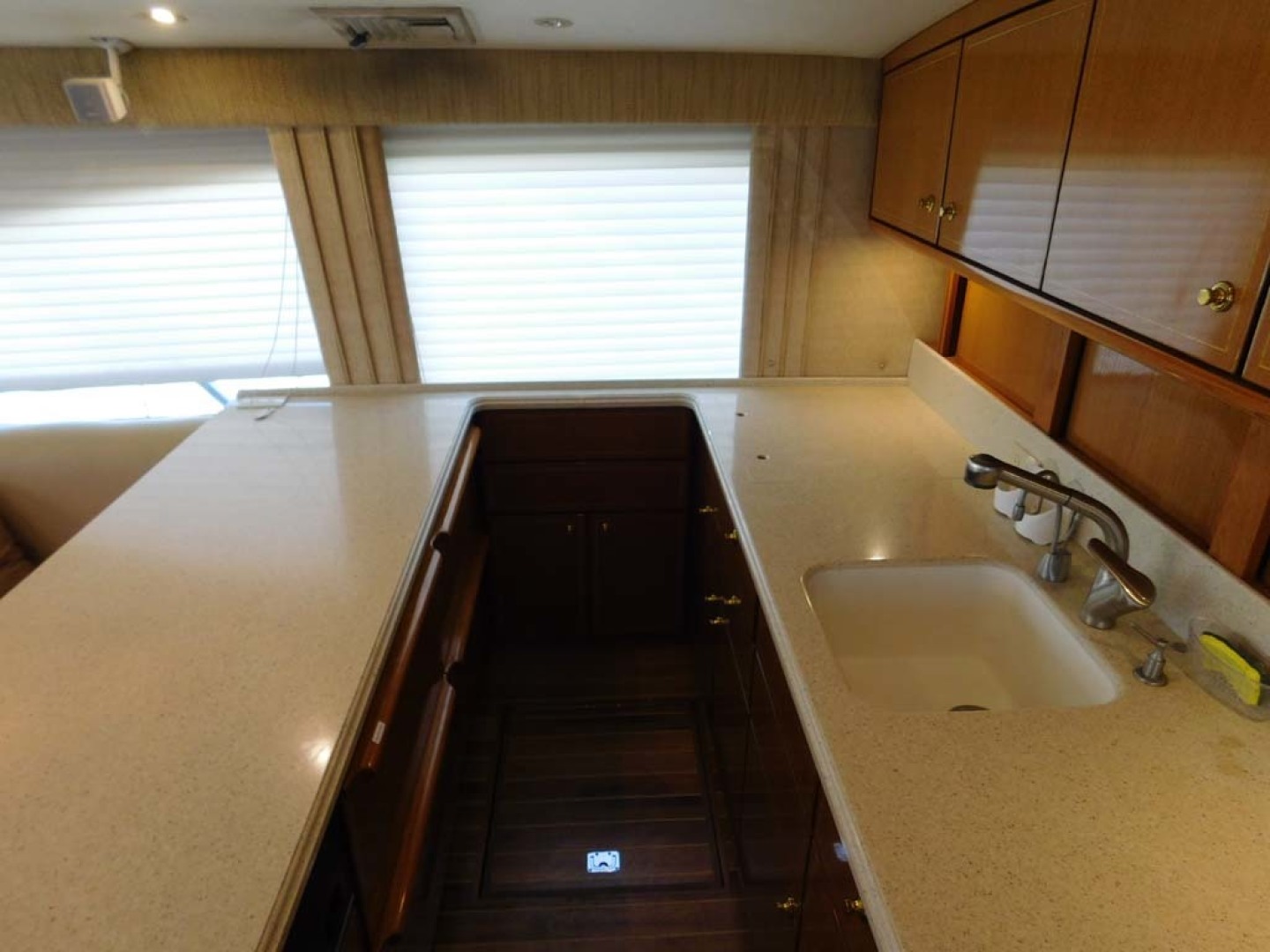 Ocean Yachts-Super Sport 2005-Missin The Buck Daytona Beach-Florida-United States-Galley Sink-1599523 | Thumbnail