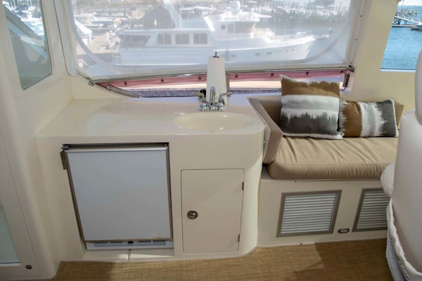 Hampton-60 Motor Yacht 2007-Family Biz Mount Pleasant-North Carolina-United States-Wet Bar-1600106