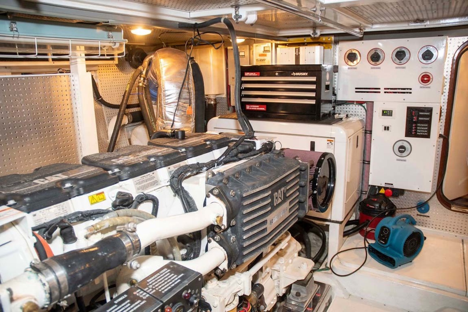Hampton-60 Motor Yacht 2007-Family Biz Mount Pleasant-North Carolina-United States-Engine Room-1600089 | Thumbnail