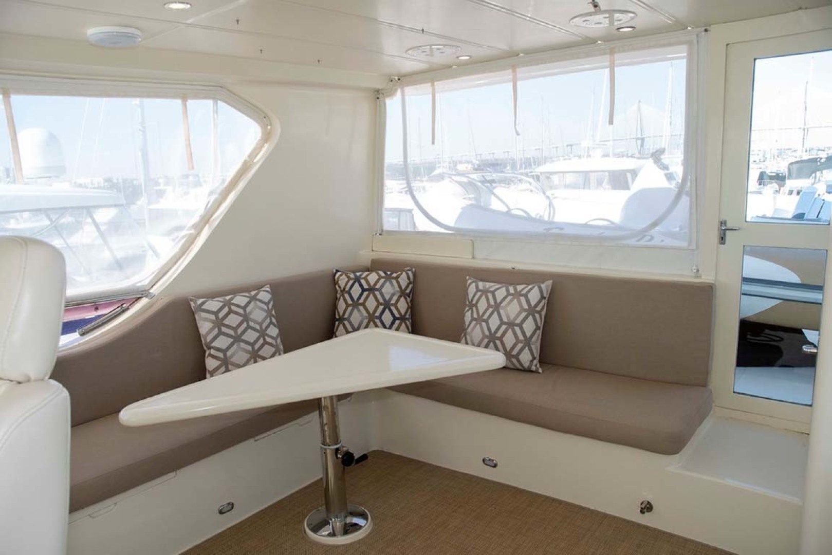 Hampton-60 Motor Yacht 2007-Family Biz Mount Pleasant-North Carolina-United States-L-Seating, Triangular Hi-Lo Table-1600109 | Thumbnail