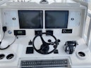Invincible-Center Console 2016-Lucky Dick Lighthouse Point-Florida-United States-Helm-1600136 | Thumbnail